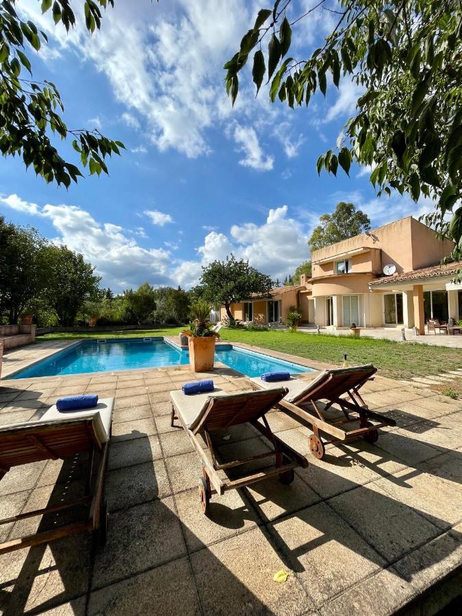 Confortable Chalet Con Piscina Буньола Экстерьер фото