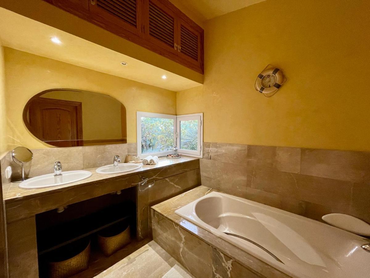 Confortable Chalet Con Piscina Буньола Экстерьер фото